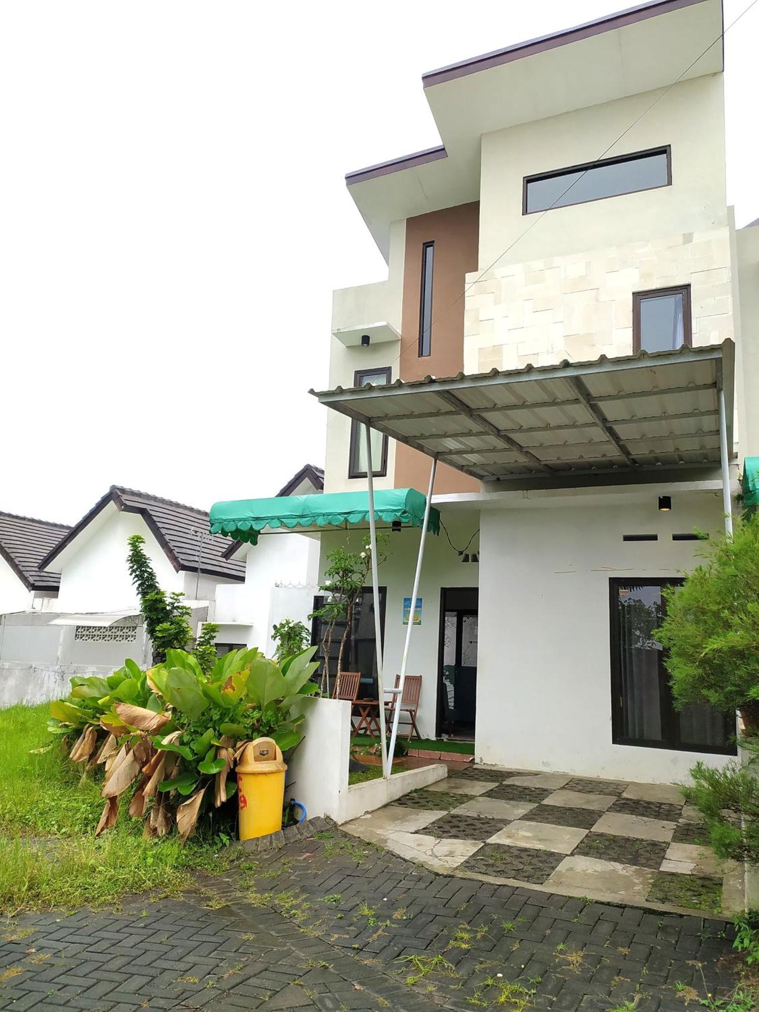 Estetis Di Dekat Jatim Park 3 *