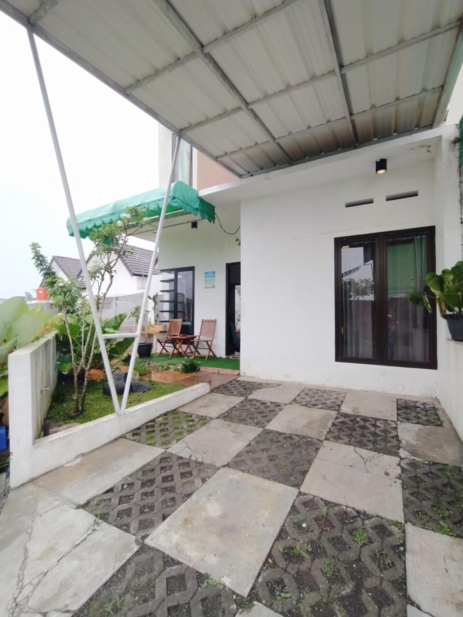 Homestay Estetis Di Dekat Jatim Park 3 *